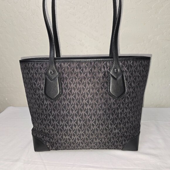Michael Kors Eva Black / Gray Signature Logo Zip Top Shoulder Tote Bag - Picture 4 of 11